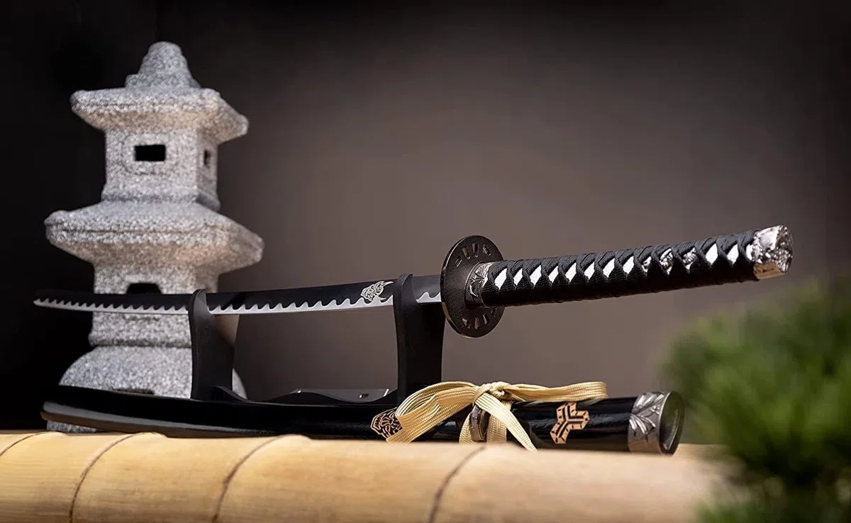 Spada Katana, Katana Vera Samurai Katana Acciaio con fodero per decorazione per collezionisti o come regalo Plus Espositore