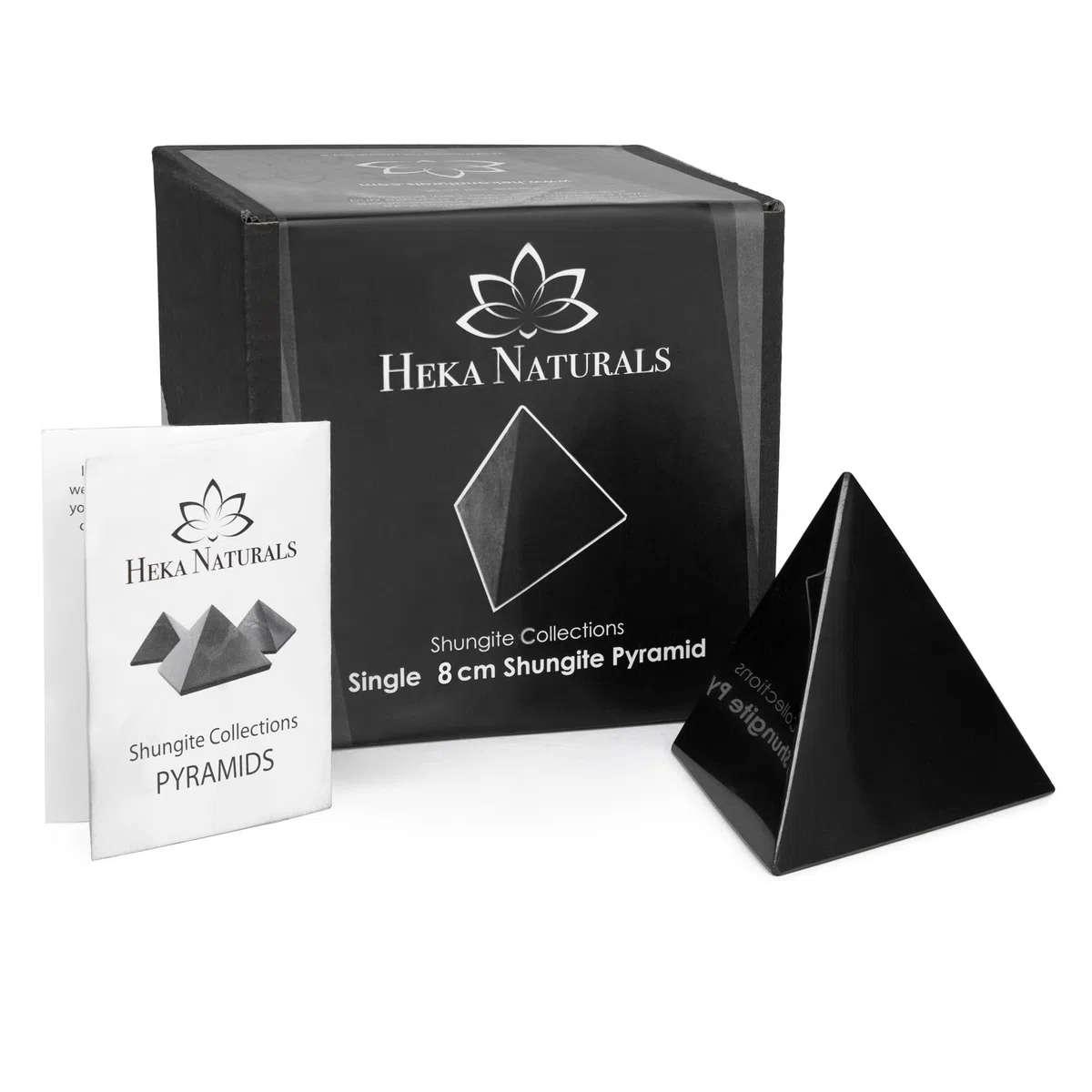 Heka Naturals Piramide di Shungite Lucidata a 3 Lati | Energia della Geometria Sacra a Forma di Tetraedro per l'equilibrio Spirituale, l'allineamento dei Chakra, la Guarigione e la Protezione (8cm)