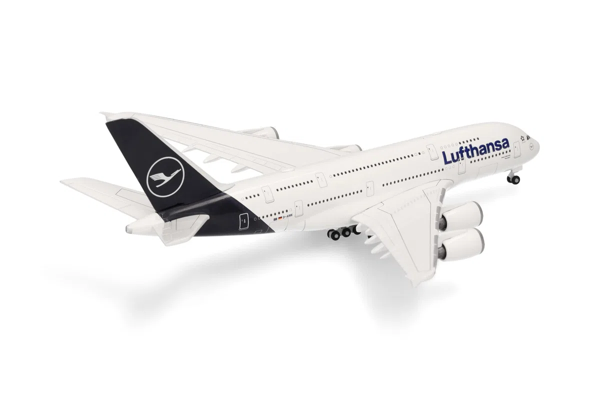 Herpa modello di aereo Lufthansa Airbus A380 – D-AIMK "Düsseldorf" in scala 1:500 - modello di aereo, pezzo da collezione, miniatura deco, statuetta senza supporto in metallo