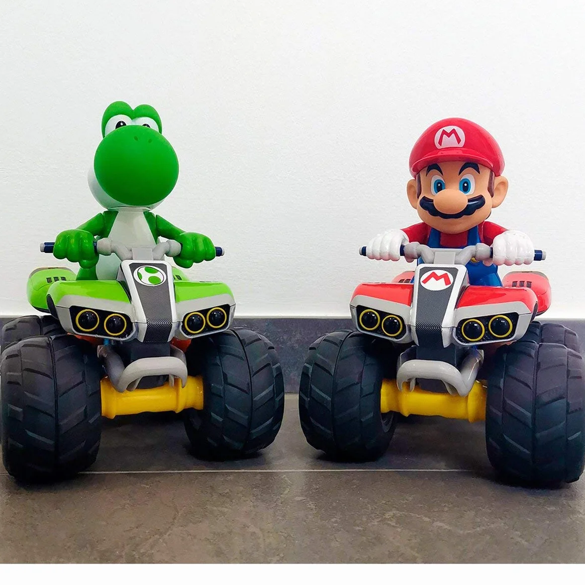 Carrera - 370200997X RC Mario Kart, Yoshi - Quad, Multicolore