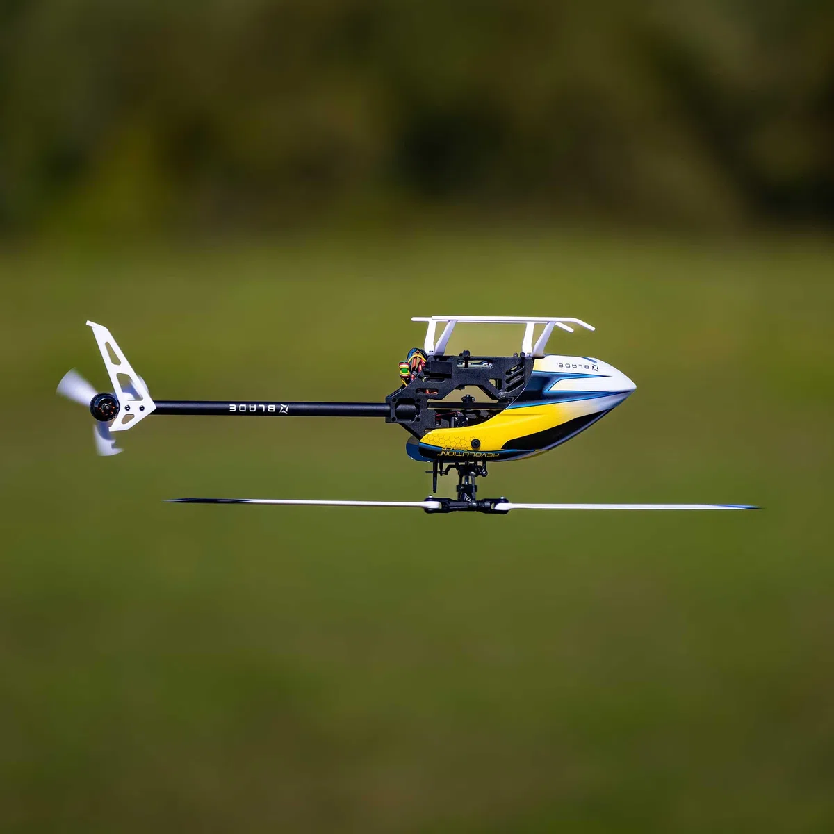 BLADE Revolution 235 Collective Pitch, Bind N Fly Basic, Safe Mode, volo 3D, elicottero telecomandato senza telecomando, batteria e caricatore