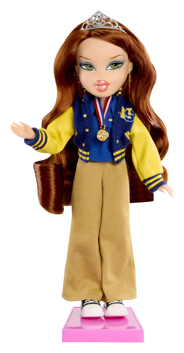 Bratz x Mean Girls Spring Fling Doll Cady - Bambola alla moda da collezione con 2 abiti, giacca Letterman e accessori ispirati al film