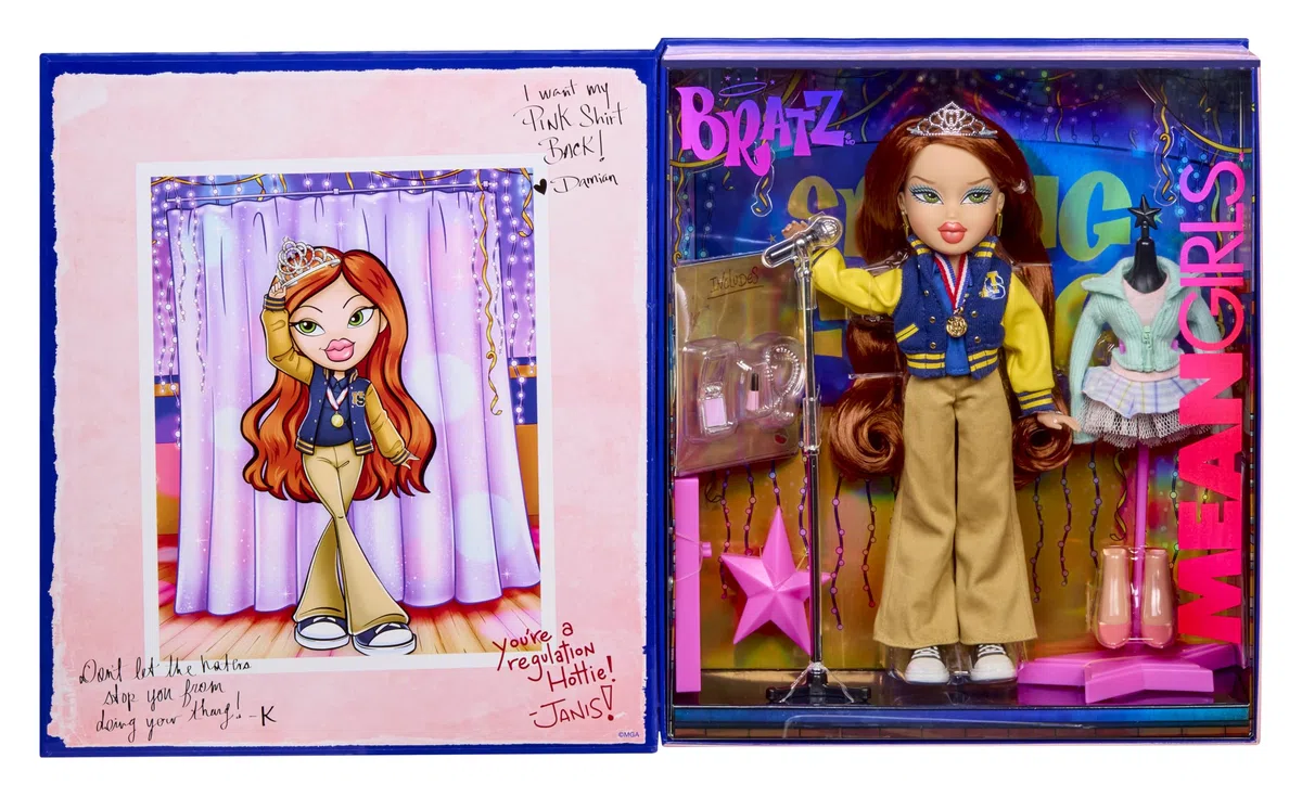 Bratz x Mean Girls Spring Fling Doll Cady - Bambola alla moda da collezione con 2 abiti, giacca Letterman e accessori ispirati al film