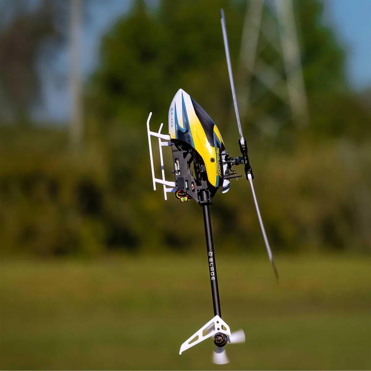 BLADE Revolution 235 Collective Pitch, Bind N Fly Basic, Safe Mode, volo 3D, elicottero telecomandato senza telecomando, batteria e caricatore