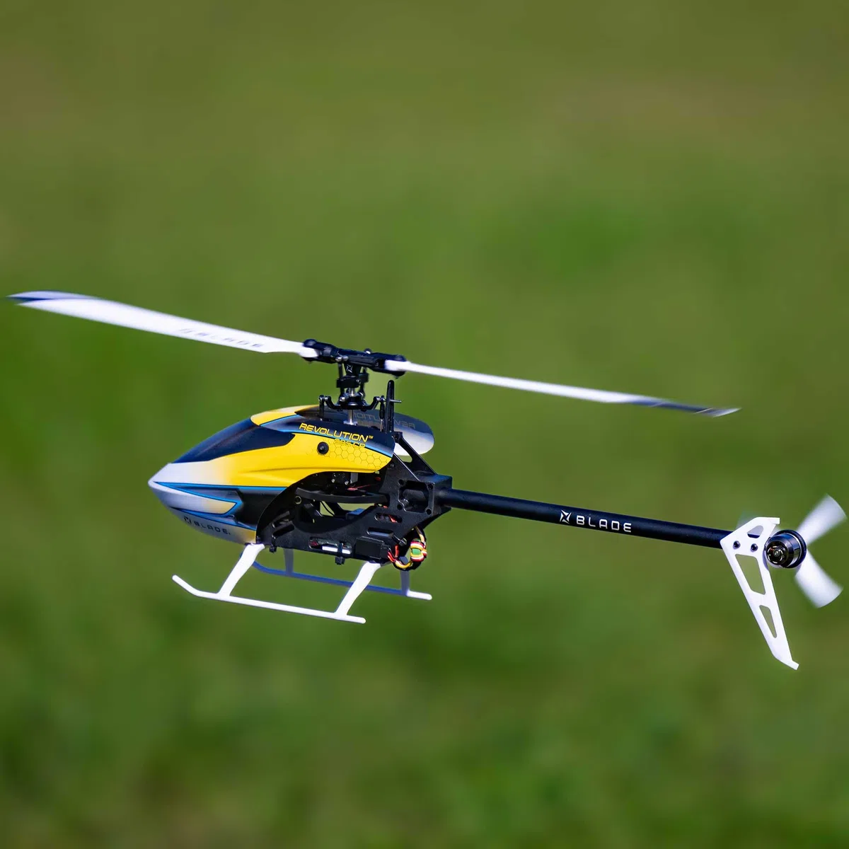BLADE Revolution 235 Collective Pitch, Bind N Fly Basic, Safe Mode, volo 3D, elicottero telecomandato senza telecomando, batteria e caricatore