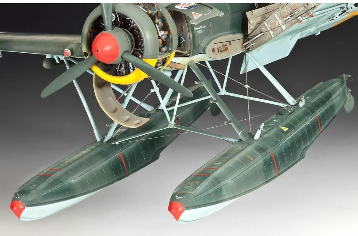 Revell 03787 Arado Ar196A-3 - Modellino in plastica non verniciata, scala 1:32